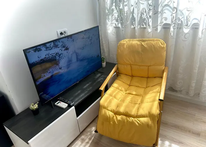 Myslym Shyri Отель