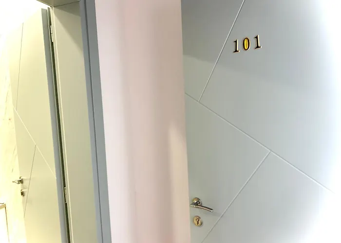 Myslym Shyri 3* Тирана