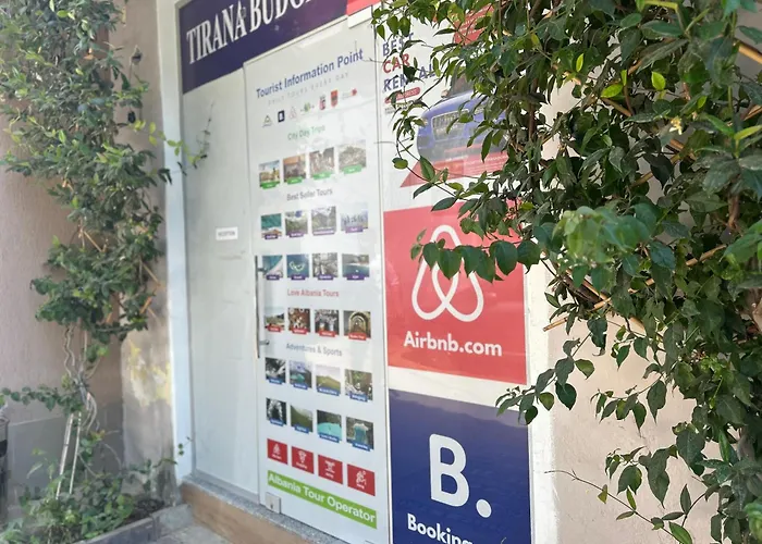 Myslym Shyri 酒店 3*