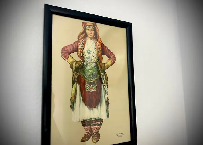 Myslym Shyri 酒店 3*