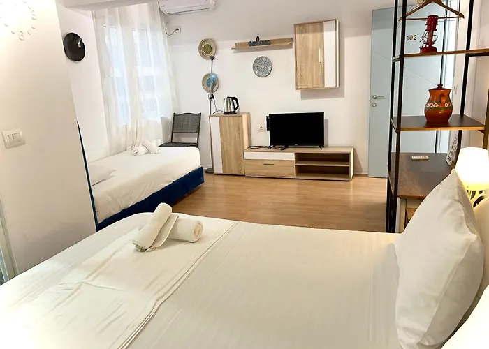 Myslym Shyri 酒店 地拉那